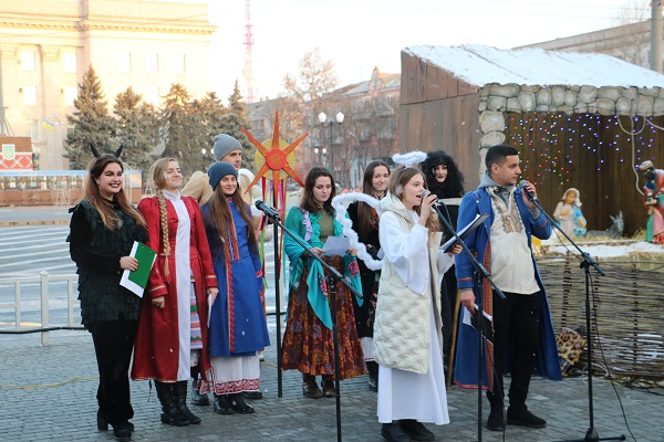 Святкування Різдва розпочалося ІІ благодійним вертепом Херсонщини і яскравим концертом
