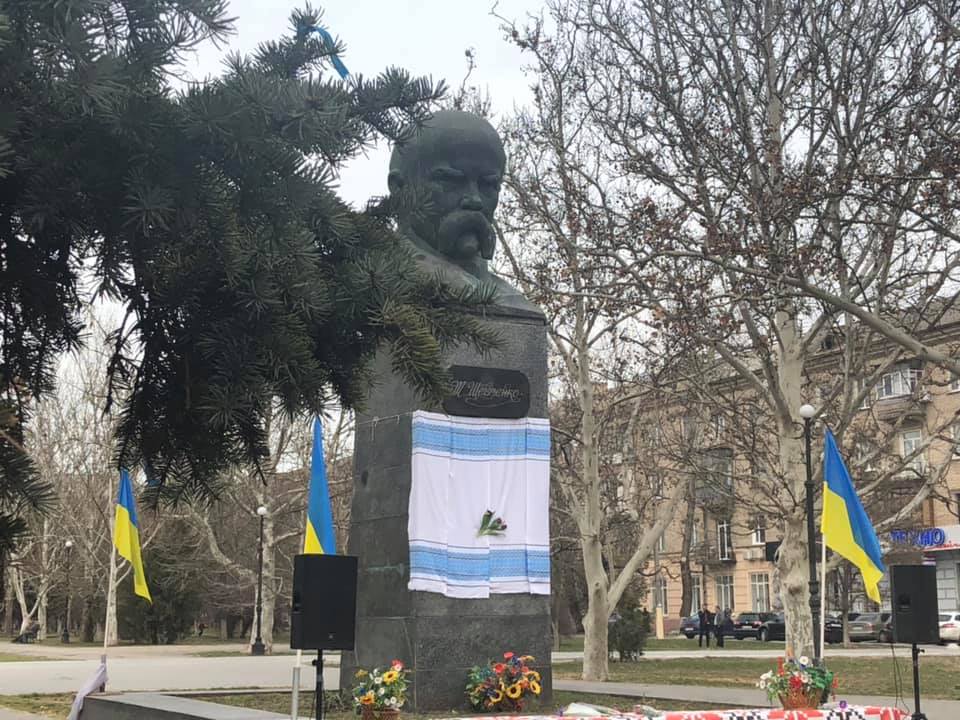 В Херсоне отметили годовщину со дня рождения Тараса Шевченко