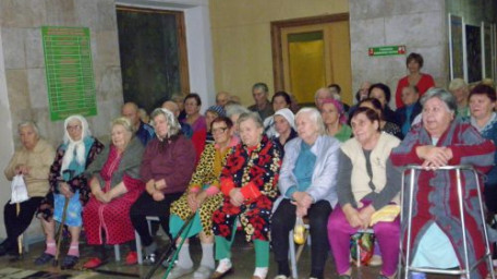 В госпіталі інвалідів та ветеранів війни відзначили Міжнародний день людей похилого віку