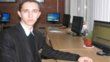 Скадовський гімназист переміг у ІІІ етапі Всеукраїнських учнівських олімпіад із інформатики