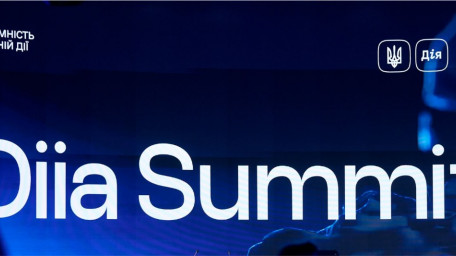 Перереєстрація авто, е-Підприємець та новий дизайн Дії: які послуги презентували на Diia Summit