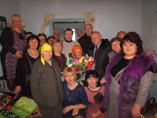 Жительку села Новопетрівка привітали із 100-річним ювілеєм