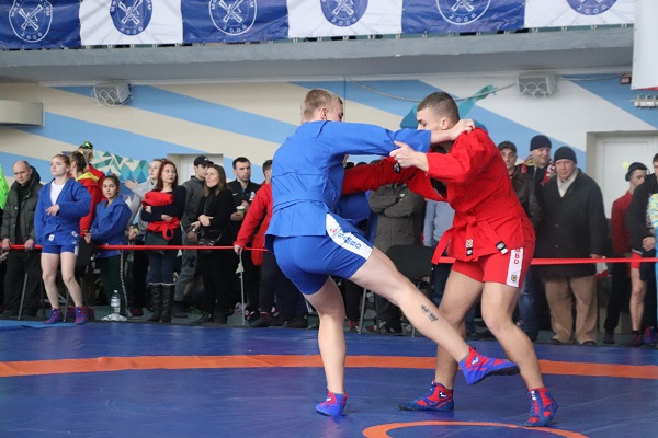 На Херсонщині проходить чемпіонат України з боротьби самбо