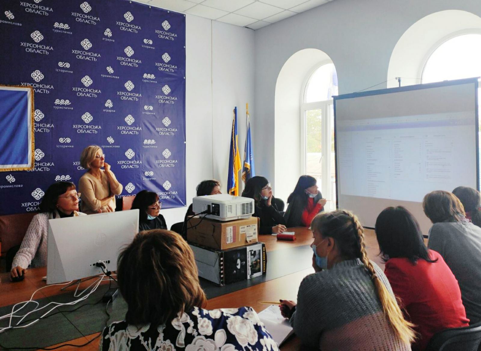 Працівників Бериславської міськради вчили користуватися системою електронного документообігу АСКОД