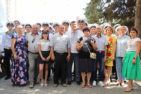 Юрій Гусєв зустрівся з батьками військовополонених моряків