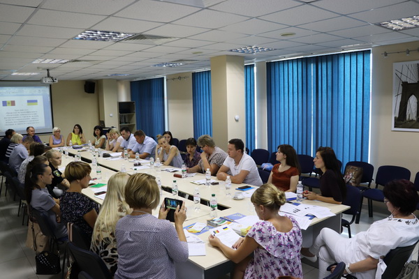 Відбулось засідання «за круглим столом» щодо протидії торгівлі людьми в Україні та за її межами