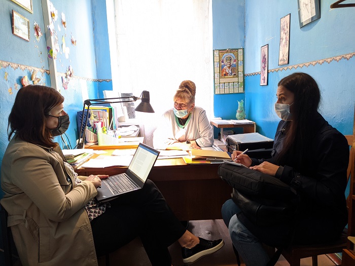 Координатори проєкту «Діємо для здоров’я» познайомилися з роботою амбулаторії та ліцею у Чорнобаївці