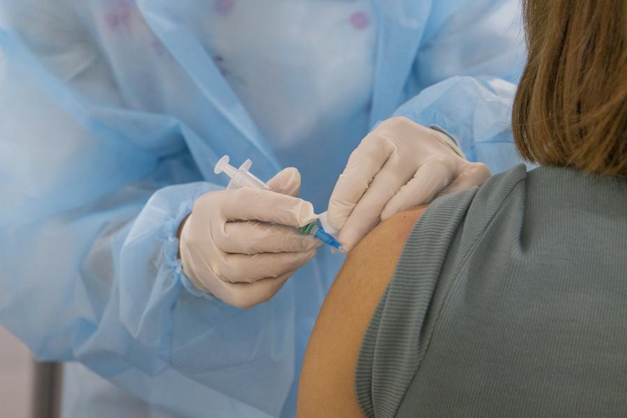 На Херсонщині у відділеннях Укрпошти почали вакцинувати проти COVID-19