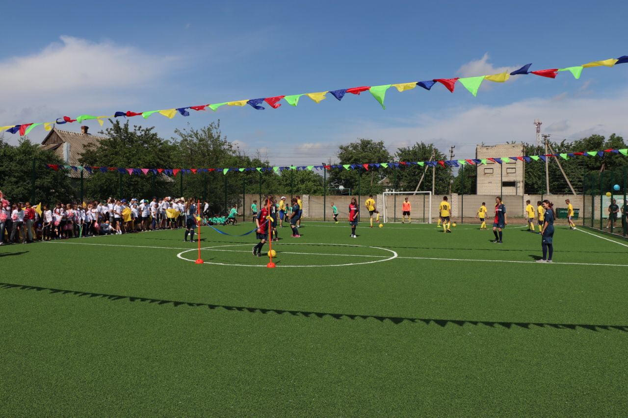 У Нижніх Сірогозах відкрили спортивний майданчик