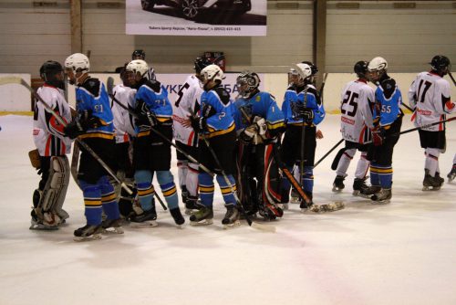 В Херсоні відбулися матчі чемпіонату України з хокею з шайбою серед команд юнаків 2001 – 2002 років народження
