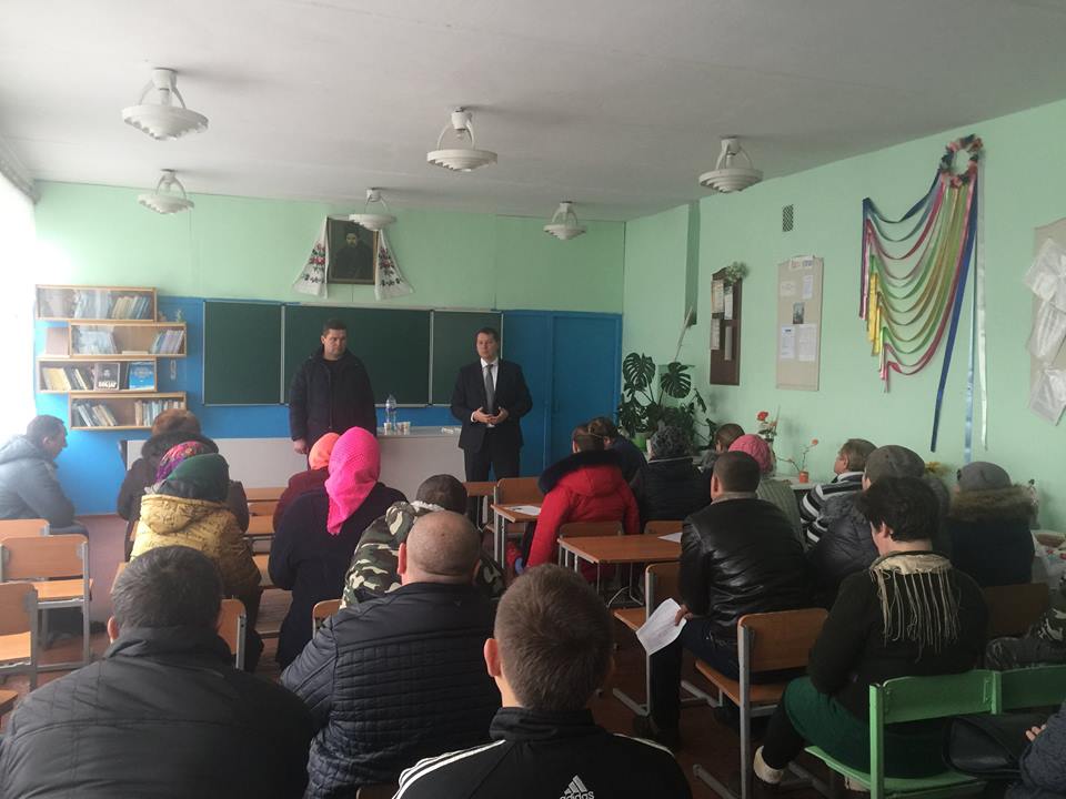 Голова облдержадміністрації провів виїзні прийоми громадян у районах області