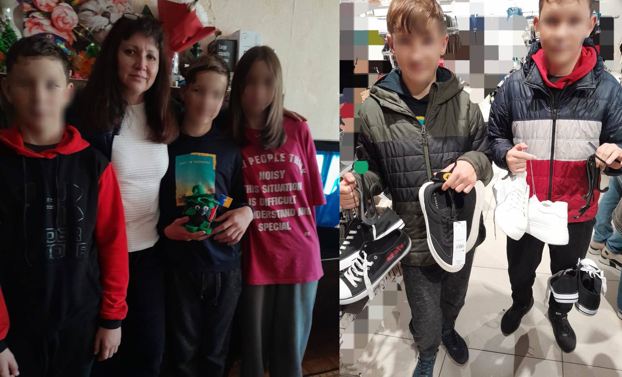 Два кадри поруч, на обох зображено матір та її дітей (обличчя розмиті): зліва – жінка з трьома дітьми в приміщенні, один з хлопчиків тримає в руках зелену іграшку; справа – два хлопчики стоять у магазині, тримаючи в руках пари нового взуття (кросівки і кеди).