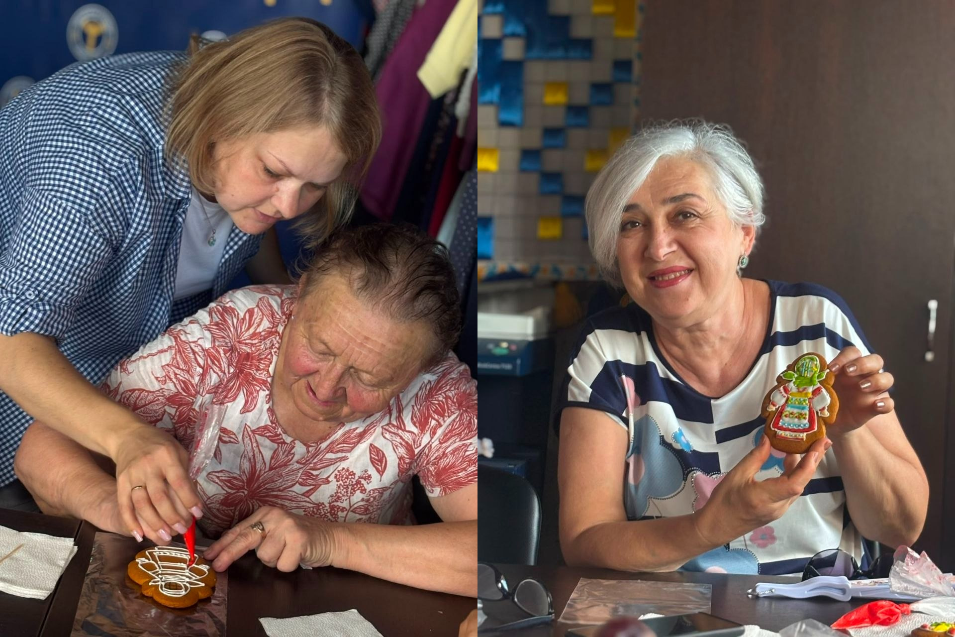 У межах святкування Дня Державного Прапора та Дня Незалежності України в Івано-Франківську, Координаційний центр «Вільні разом» провів творчу майстерку «Медова мотанка» для внутрішньо переміщених осіб з Херсонщини. На фото колажу показано фінальний етап розпису: ліворуч — майстриня допомагає літній жінці охайно наносити білі візерунки айсингом на імбирний коржик у формі ляльки; праворуч — усміхнена сивочола учасниця з гордістю демонструє свій готовий кулінарний виріб, яскраво прикрашений у традиційні народні кольори.